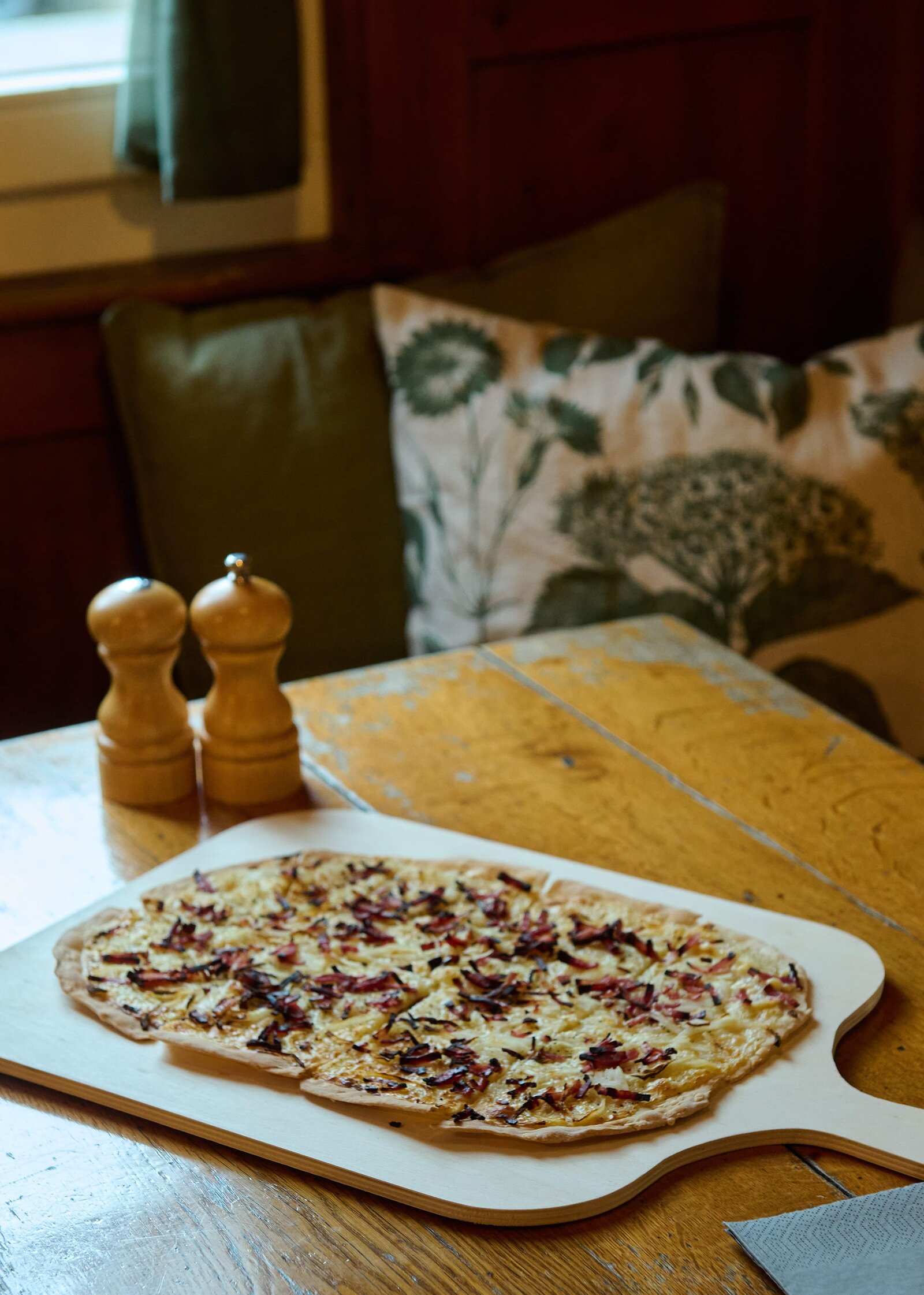 Bären Frauenkappelen Flammkuchen